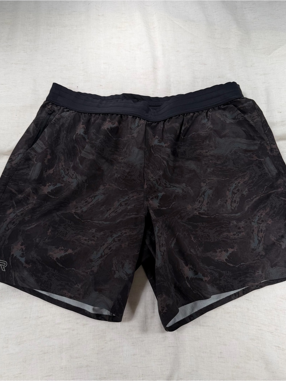 TYR Men's Swim Trunks Bottom XL Regular Black and Gray Abstract Pattern
